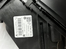 Load image into Gallery viewer, Frontscheinwerfer VW Touareg 761941081B 761941082B LED Ein Satz Headlight