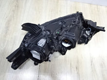 Laden Sie das Bild in den Galerie-Viewer, Frontscheinwerfer Mitsubishi Outlander ECM921-22E20 Full LED Rechts Headlight
