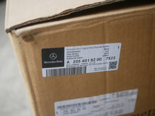 Load image into Gallery viewer, 1x Alufelge 18 Zoll 7.5" 5x112 44ET Glanz Schwarz A2054018200 Mercedes-Benz W205 FEL9116145523jr