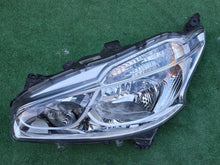 Laden Sie das Bild in den Galerie-Viewer, Frontscheinwerfer Peugeot 208 9802221880 Links Scheinwerfer Headlight SCH6586435621nv
