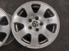 Load image into Gallery viewer, 1x Alufelge 15 Zoll 7.0&quot; 5x112 39ET Silber 8E0601025 Audi Rim Wheel