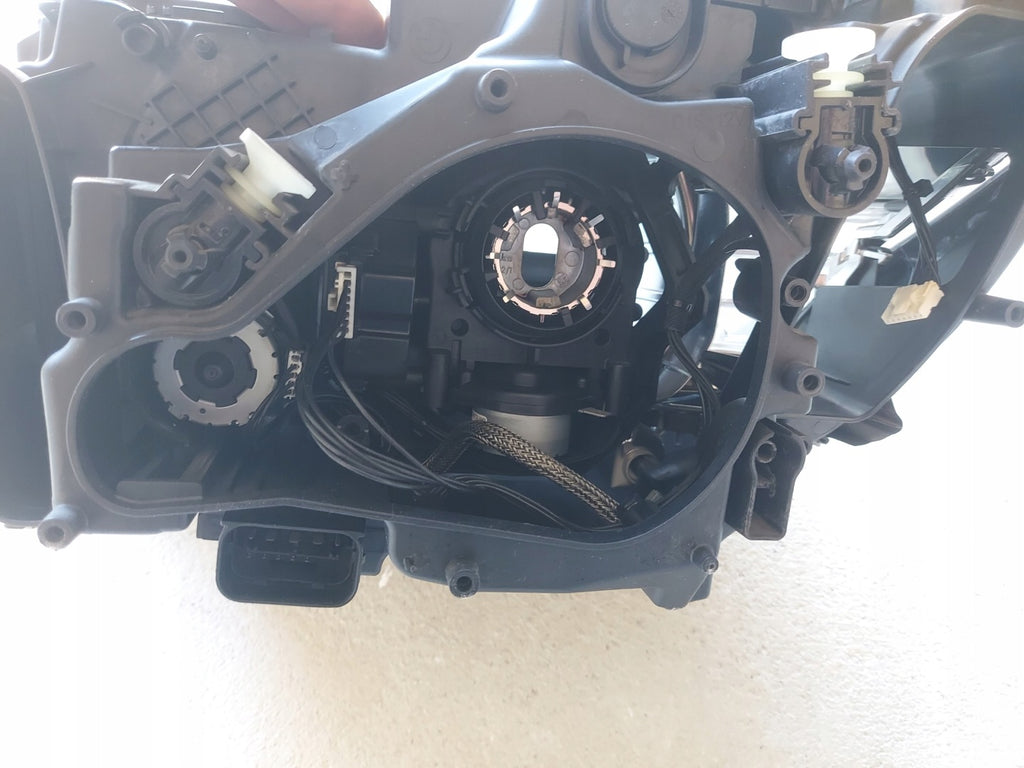 Frontscheinwerfer BMW F01 F02 7379672-01 Rechts Scheinwerfer Headlight SCH3156344568lx