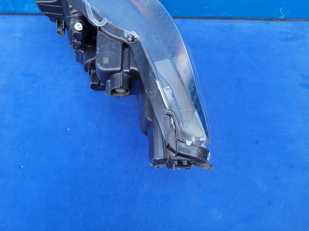 Frontscheinwerfer Toyota Yaris LED Rechts Scheinwerfer Headlight