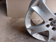 Load image into Gallery viewer, 1x Alufelge 17 Zoll 5x108 DV138T13 Peugeot 508 Rim Wheel FEL8399988931zj