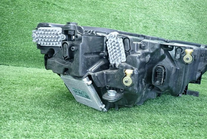 Frontscheinwerfer Skoda Octavia IV 5E4941035 Links Scheinwerfer Headlight SCH2993543872xt