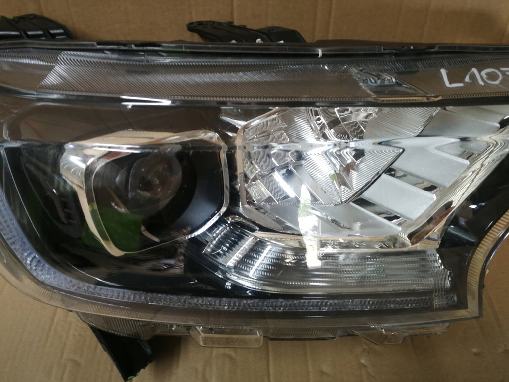 Frontscheinwerfer Ford Ranger JB3B13E014BA Full LED Rechts Headlight SCH8437662832xo