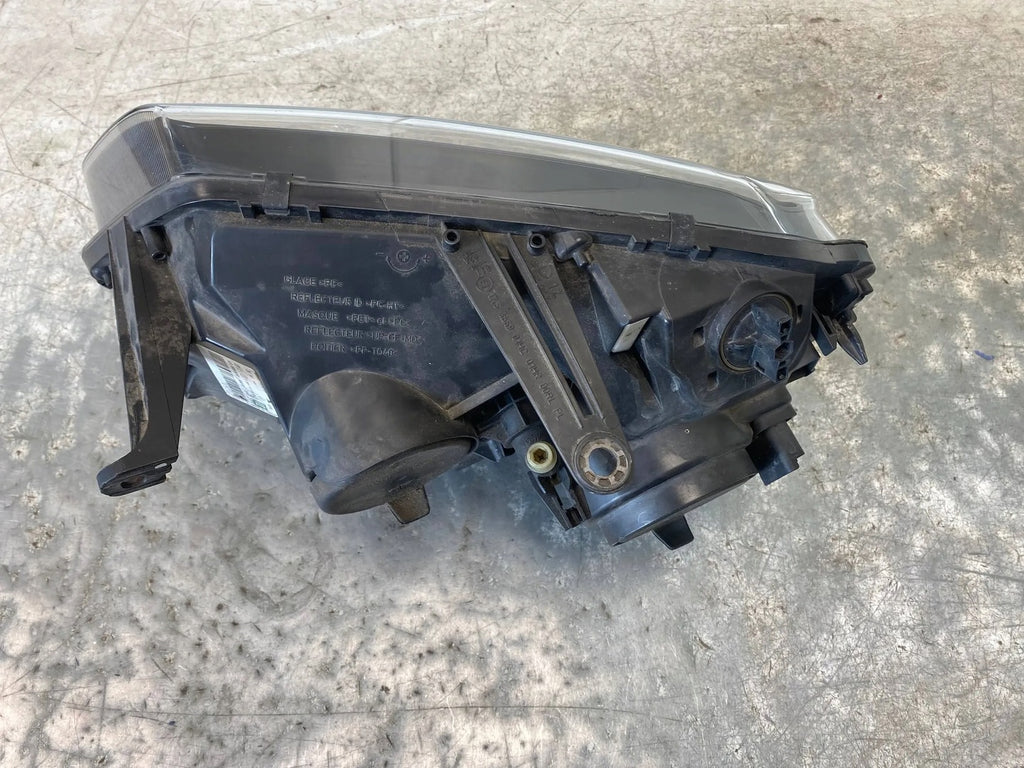 Frontscheinwerfer Dacia Duster 260100156R Rechts Scheinwerfer Headlight