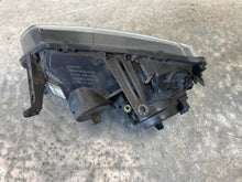 Laden Sie das Bild in den Galerie-Viewer, Frontscheinwerfer Dacia Duster 260100156R Rechts Scheinwerfer Headlight