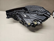 Laden Sie das Bild in den Galerie-Viewer, Frontscheinwerfer Audi Q3 83A941034 LED Rechts Scheinwerfer Headlight SCH5118177396rh