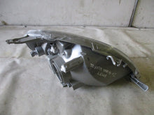 Load image into Gallery viewer, Frontscheinwerfer Toyota Yaris Links Scheinwerfer Headlight