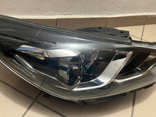 Load image into Gallery viewer, Frontscheinwerfer Hyundai I30 III 92102-G4510 LED Rechts Scheinwerfer Headlight