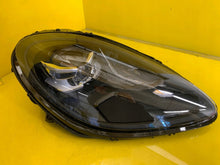 Laden Sie das Bild in den Galerie-Viewer, Frontscheinwerfer Porsche Macan 95b 95B941010AP LED Rechts Headlight SCH6828050047sy