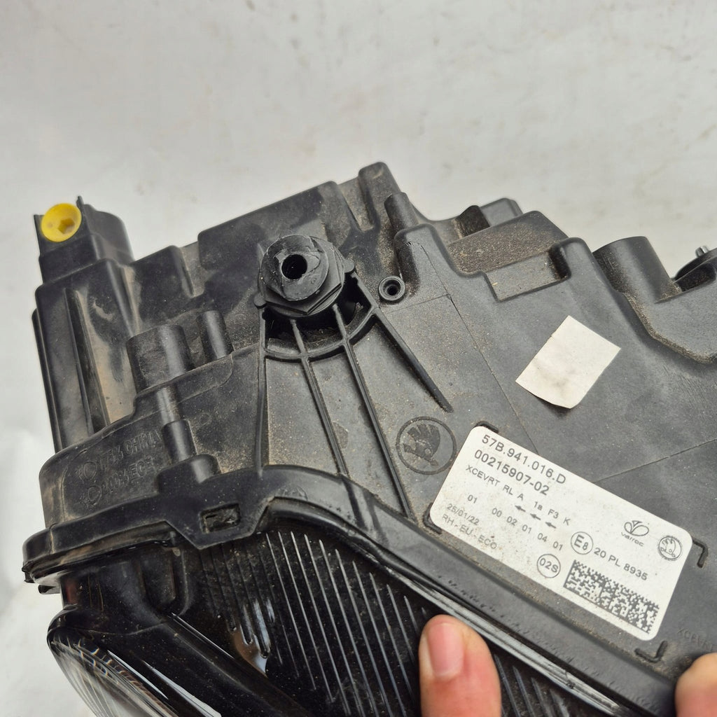 Frontscheinwerfer Skoda Karoq 57B941016D Rechts Scheinwerfer Headlight SCH8857917906di
