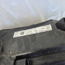 Laden Sie das Bild in den Galerie-Viewer, Frontscheinwerfer Skoda Superb III 3V1941016D LED Rechts Scheinwerfer Headlight