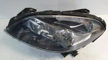 Laden Sie das Bild in den Galerie-Viewer, Frontscheinwerfer Mercedes-Benz W246 AWU9462 Links Scheinwerfer Headlight