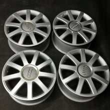 Laden Sie das Bild in den Galerie-Viewer, 4x Alufelge 17 Zoll 7.5" 5x112 43ET Glanz Silber 8E0601025AC Audi A4 A3 FEL4543094682es