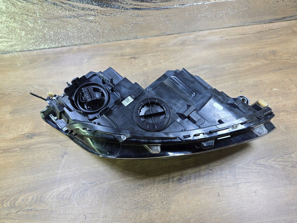 Frontscheinwerfer VW Golf VIII 5H1941077F Ein Stück (Rechts oder Links) SCH8490743124qr