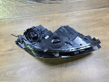 Load image into Gallery viewer, Frontscheinwerfer VW Golf VIII 5H1941077F Ein Stück (Rechts oder Links) SCH8490743124qr