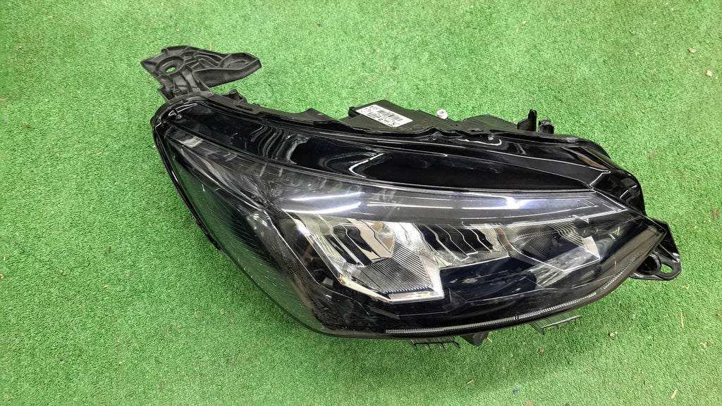 Frontscheinwerfer Peugeot 208 73313326 LED Rechts Scheinwerfer Headlight