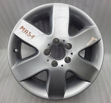 Laden Sie das Bild in den Galerie-Viewer, 1x Alufelge 17 Zoll 7.0" 5x112 56ET A6394011902 Mercedes-Benz Viano W639 FEL2627928484zh