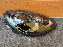 Load image into Gallery viewer, Frontscheinwerfer Porsche Cayenne 7P5941752H Xenon Rechts Scheinwerfer Headlight SCH4576568399lj