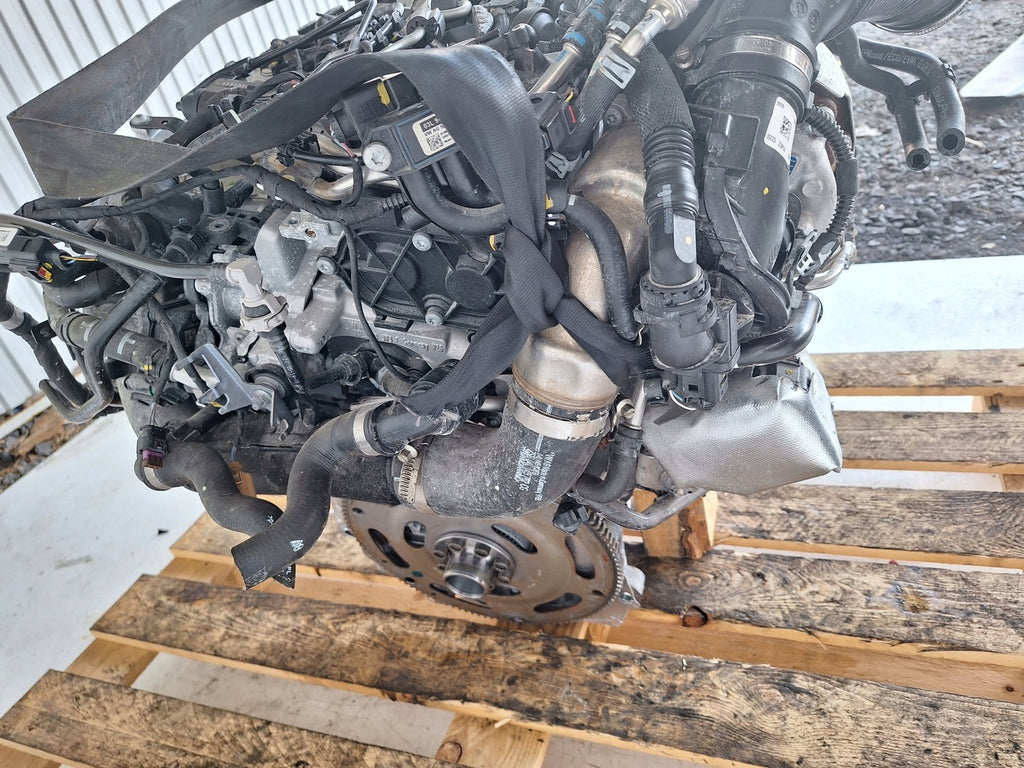 Motor Audi A4 B9 DETA 2.0 TDI 190PS 140kW 2007 Diesel Engine Unkomplett
