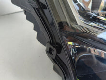 Laden Sie das Bild in den Galerie-Viewer, Frontscheinwerfer Skoda Superb III 3V1941016D Full LED Rechts Headlight