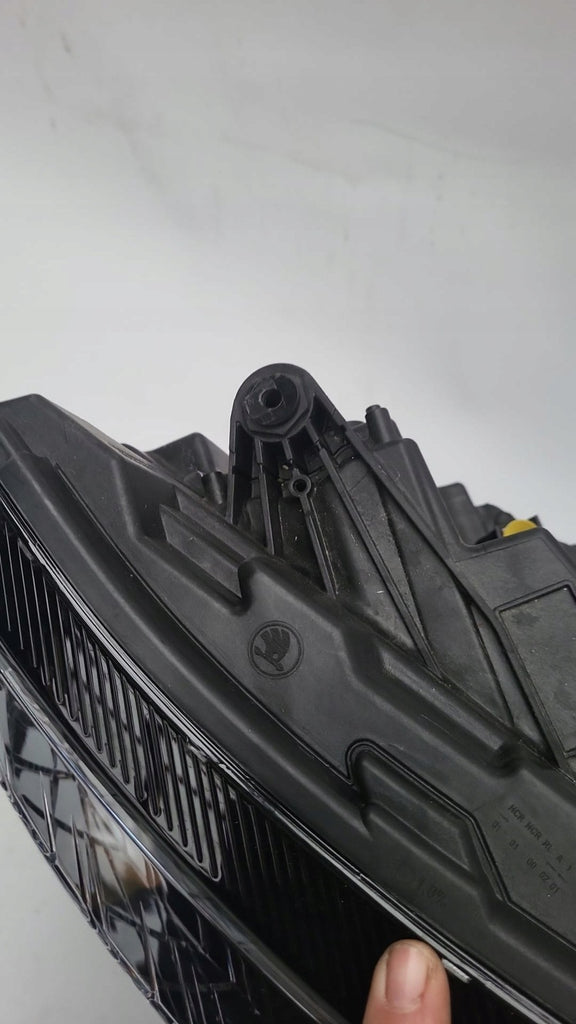 Frontscheinwerfer Skoda Kamiq 658941016 Full LED Rechts Scheinwerfer Headlight SCH9484152367yj
