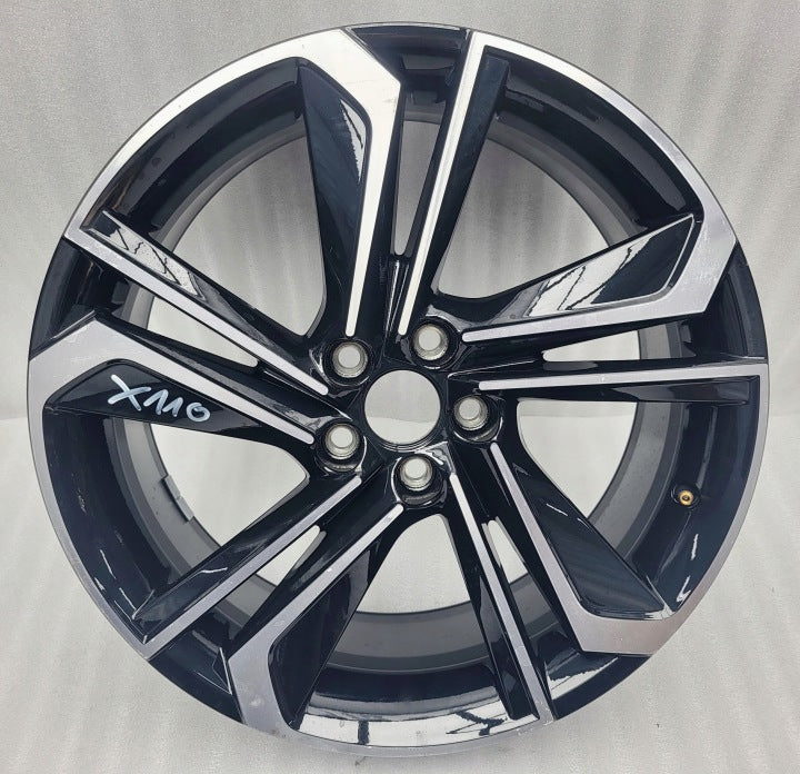 1x Alufelge 18 Zoll 7.0" 5x100 51ET Glanz Schwarz 6VA601025AD Skoda Fabia Iv FEL9552438752zg
