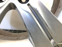 Load image into Gallery viewer, 1x Alufelge 17 Zoll 6.5" 5x114.3 35ET Glanz Silber 529103U200 Kia I Rim Wheel FEL9058158579et