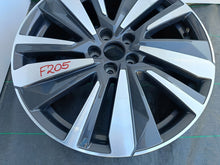 Laden Sie das Bild in den Galerie-Viewer, 1x Alufelge 19 Zoll 7.0&quot; 5x108 38ET 9809685477 Peugeot 3008 Rim Wheel