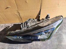 Laden Sie das Bild in den Galerie-Viewer, Frontscheinwerfer Seat Leon 5FB941005D 90188480 LED Links Scheinwerfer Headlight SCH6567146061yg