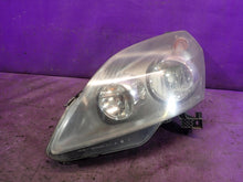 Laden Sie das Bild in den Galerie-Viewer, Frontscheinwerfer Opel Zafira B 24451052LH Links Scheinwerfer Headlight