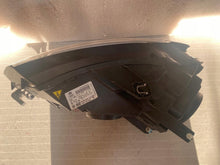 Laden Sie das Bild in den Galerie-Viewer, Frontscheinwerfer Audi A3 8P0941030BM Xenon Rechts Scheinwerfer Headlight SCH1206144777zc