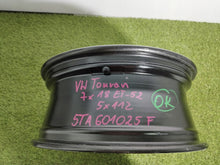 Laden Sie das Bild in den Galerie-Viewer, 1x Alufelge 18 Zoll 7.0" 5x112 52ET 5TA601025F VW Touran Rim Wheel FEL8956809686ks