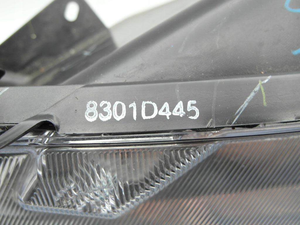 Frontscheinwerfer Mitsubishi Space W Star 8301D445 Ein Stück (Rechts oder Links)