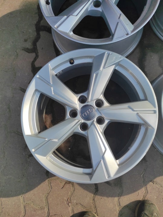 4x Alufelge 18 Zoll 8.0" 5x112 39ET 4K0601025D Audi A6 C8 Rim Wheel FEL4665741325io