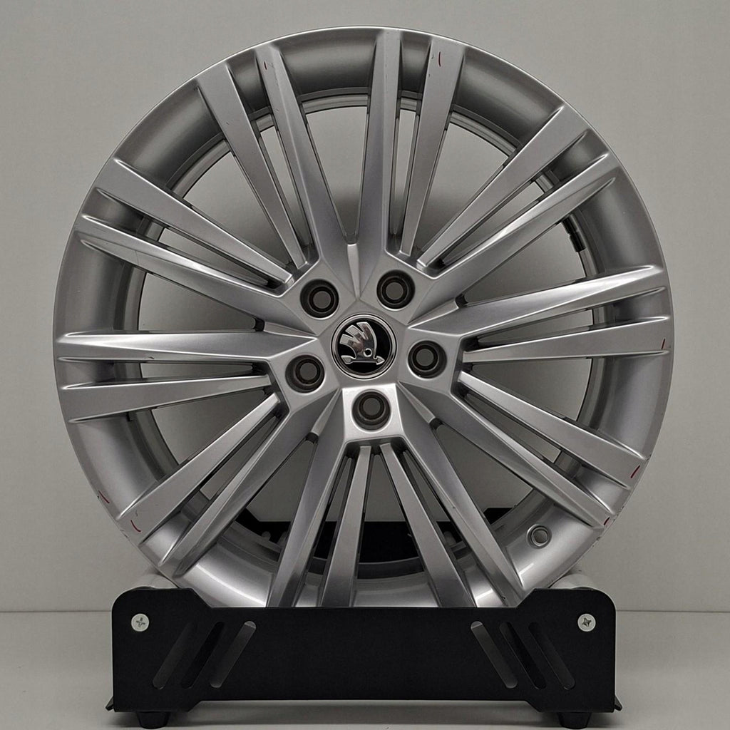 1x Alufelge 19 Zoll 8.0" 5x112 44ET Glanz Silber 3V0601025 Skoda Superb FEL3554871011ue