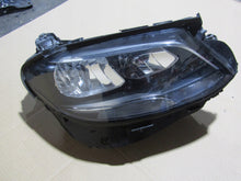 Laden Sie das Bild in den Galerie-Viewer, Frontscheinwerfer Mercedes-Benz W213 A2138202261 Rechts Scheinwerfer Headlight SCH6302118572iq
