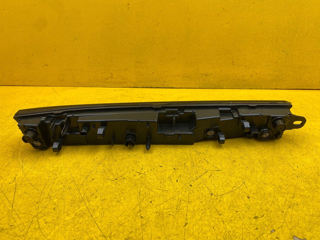 Frontscheinwerfer VW 57L941653A Links Scheinwerfer Headlight SCH8747027132xp