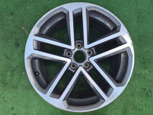 Laden Sie das Bild in den Galerie-Viewer, 1x Alufelge 18 Zoll 5x112 8V0601025DG Audi A3 Rim Wheel FEL7186221857bv