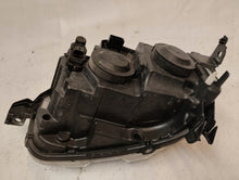 Laden Sie das Bild in den Galerie-Viewer, Frontscheinwerfer Citroën C3 III 9820059680 Ein Satz Scheinwerfer Headlight SCH3384909126nb