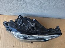 Laden Sie das Bild in den Galerie-Viewer, Frontscheinwerfer Audi A3 8Y0941034D LED Rechts Scheinwerfer Headlight