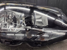 Laden Sie das Bild in den Galerie-Viewer, Frontscheinwerfer VW Transporter 90084427 Rechts Scheinwerfer Headlight SCH2357274957lt
