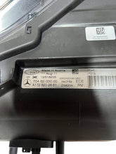 Laden Sie das Bild in den Galerie-Viewer, Frontscheinwerfer Mercedes-Benz Slk R172 A1728202661 Xenon Rechts Headlight SCH4867870980ds