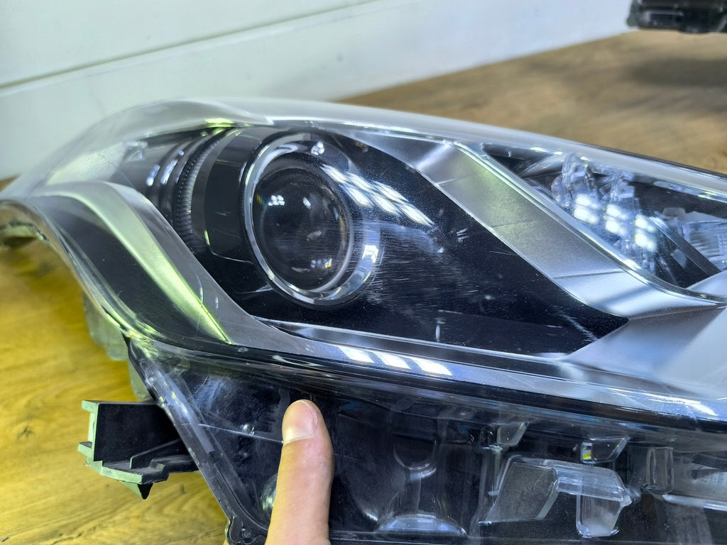 Frontscheinwerfer Toyota Chr 81130-F4030 Rechts Scheinwerfer Headlight SCH6777178482mn