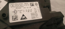 Laden Sie das Bild in den Galerie-Viewer, Frontscheinwerfer Mercedes-Benz W205 A2059061606 A2059061506 Vorderseite SCH7008663033ch