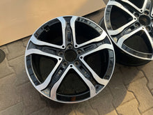 Laden Sie das Bild in den Galerie-Viewer, 1x Alufelge 18 Zoll 7.5" 5x112 53 5ET A2434011600 Mercedes-Benz Eqa H243 FEL7778517184pl
