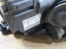 Laden Sie das Bild in den Galerie-Viewer, Frontscheinwerfer VW Caddy 2K1941005C Links Scheinwerfer Headlight SCH7966076180re