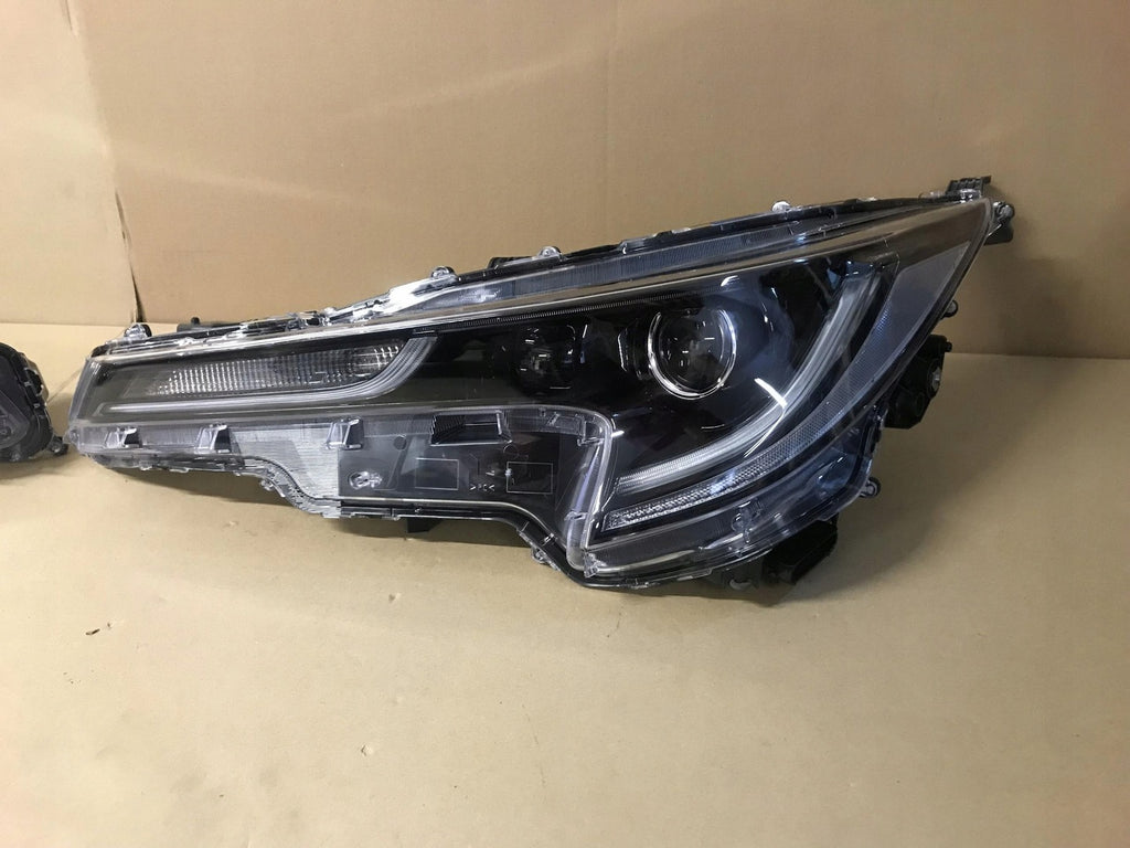 Frontscheinwerfer Toyota Corolla Ein Stück (Rechts oder Links) Headlight